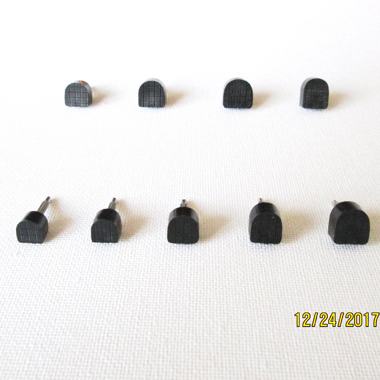 The heels of the high heels are studded and durable, and the heels are made of natural leather for anti-slip purposes. The heels are thick and thin, and the black apricot color is transparent pic 3