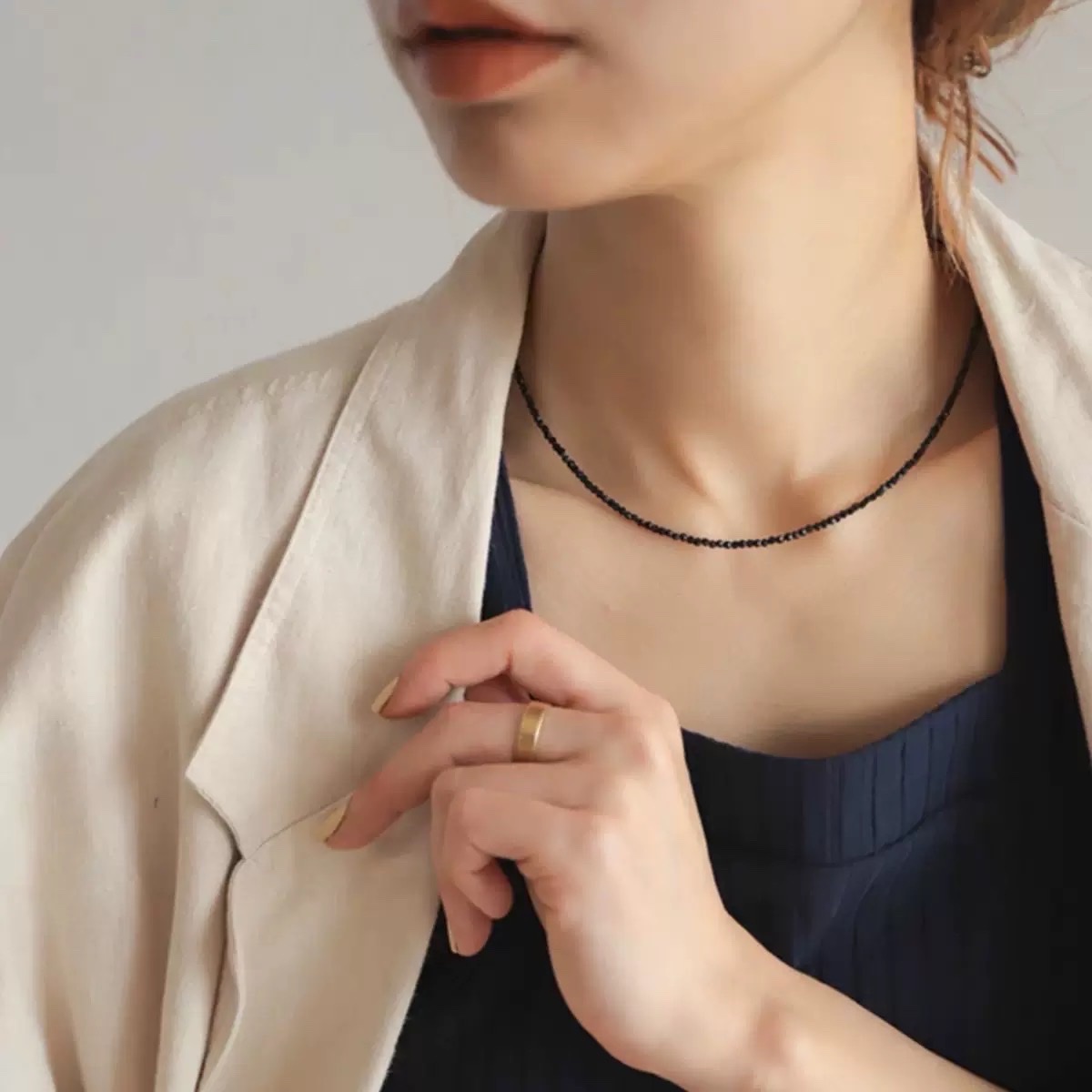 云逸饰家 黑色极简锁骨链 叠戴神器 百搭项链 颈链小号水晶项链饰品批发详情1
