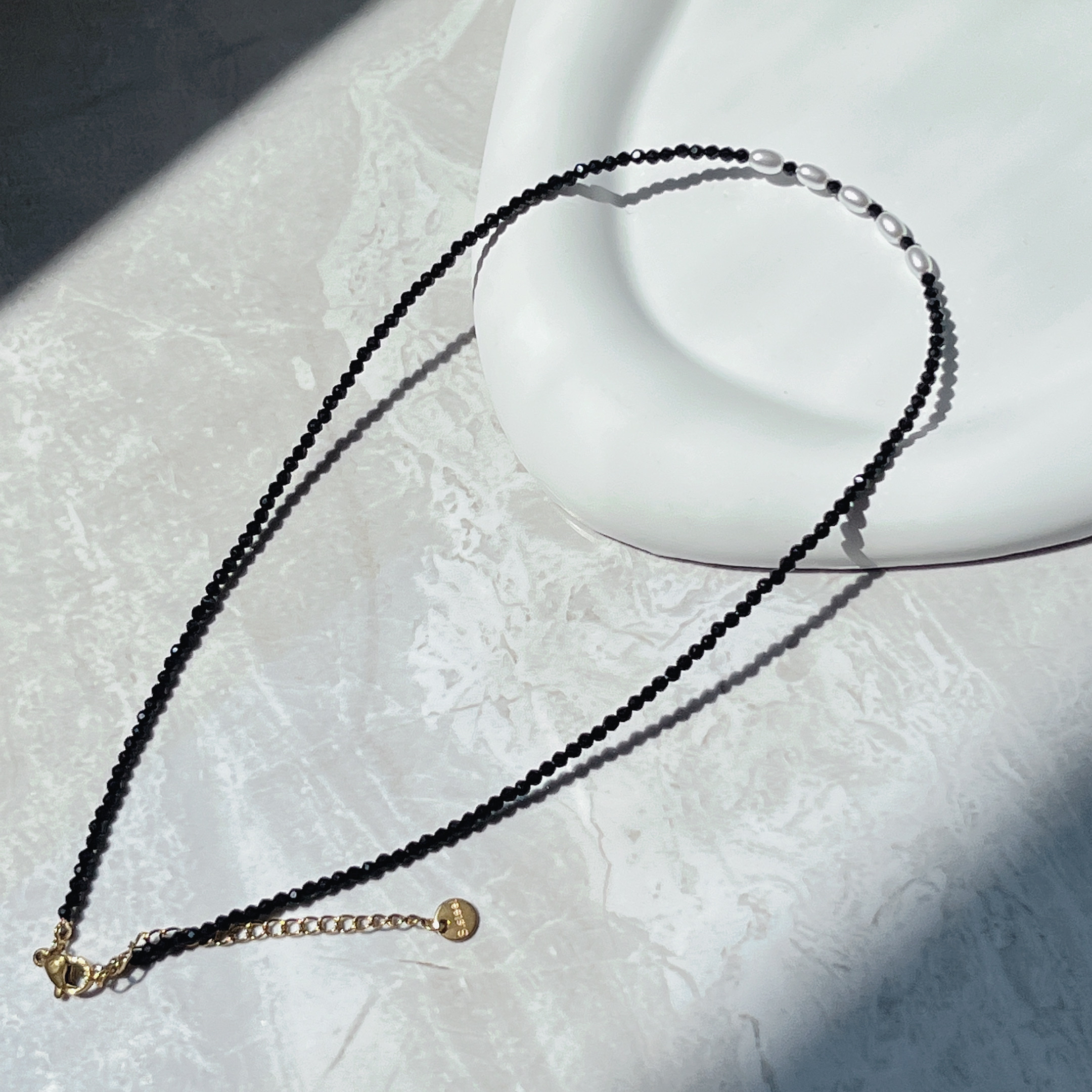 Yunyi Shijia white rice bead Necklace and black crystal collarbone chain factory direct sales and wholesale in stock, king of cost performance pic 6
