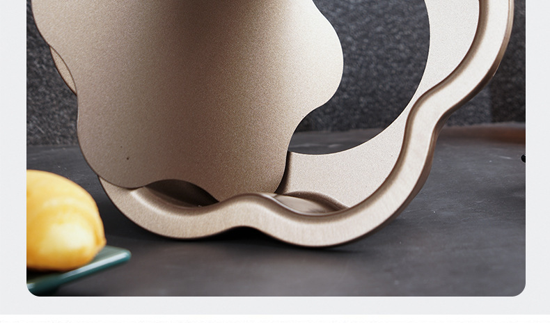 Plum blossom live base cake mold, 6-inch and 8-inch lace cake mold, household golden non-stick baking tray, oven baking tools pic 3