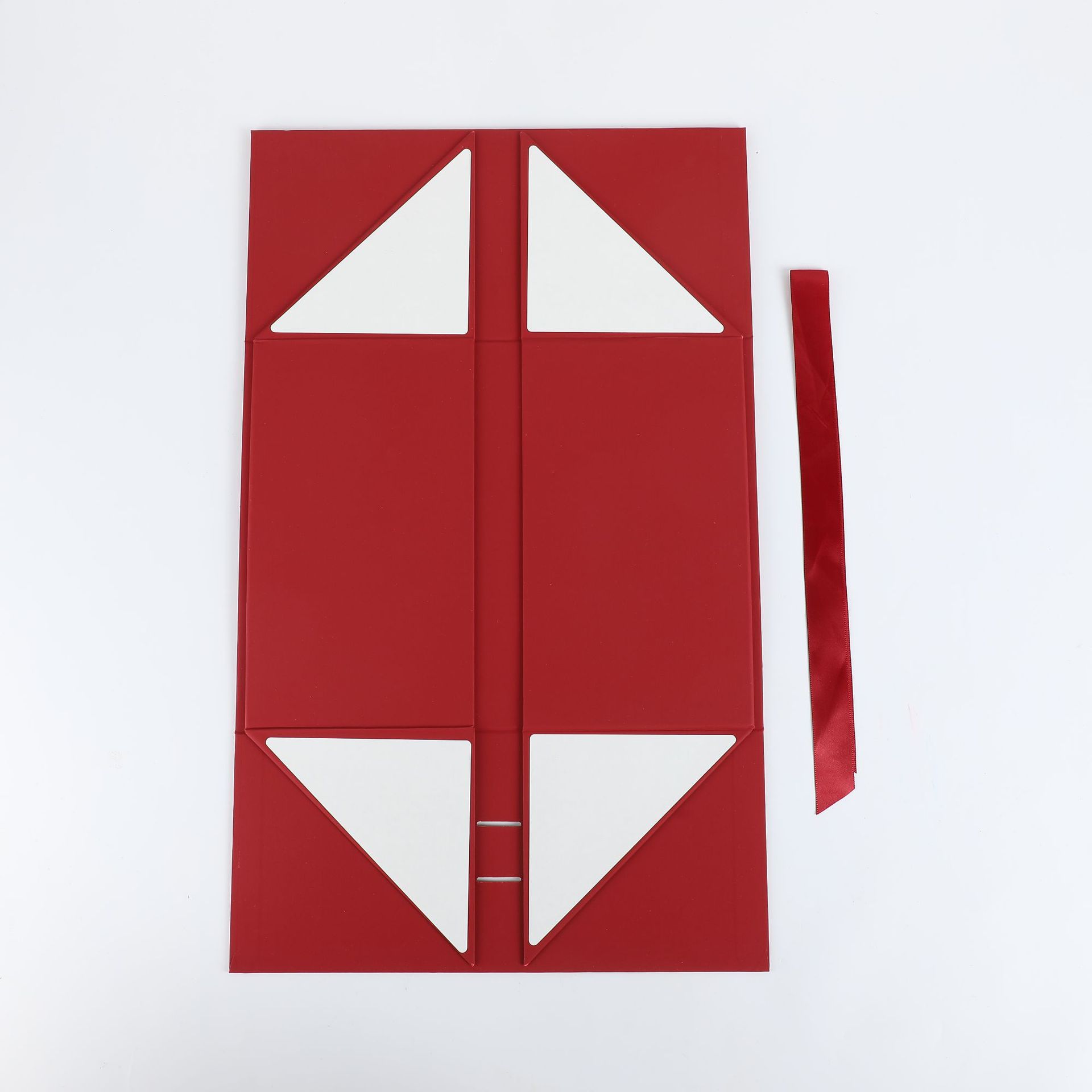 心形开窗一片式折叠盒礼盒 高级感磁吸触感礼品盒 情人节礼物盒详情6