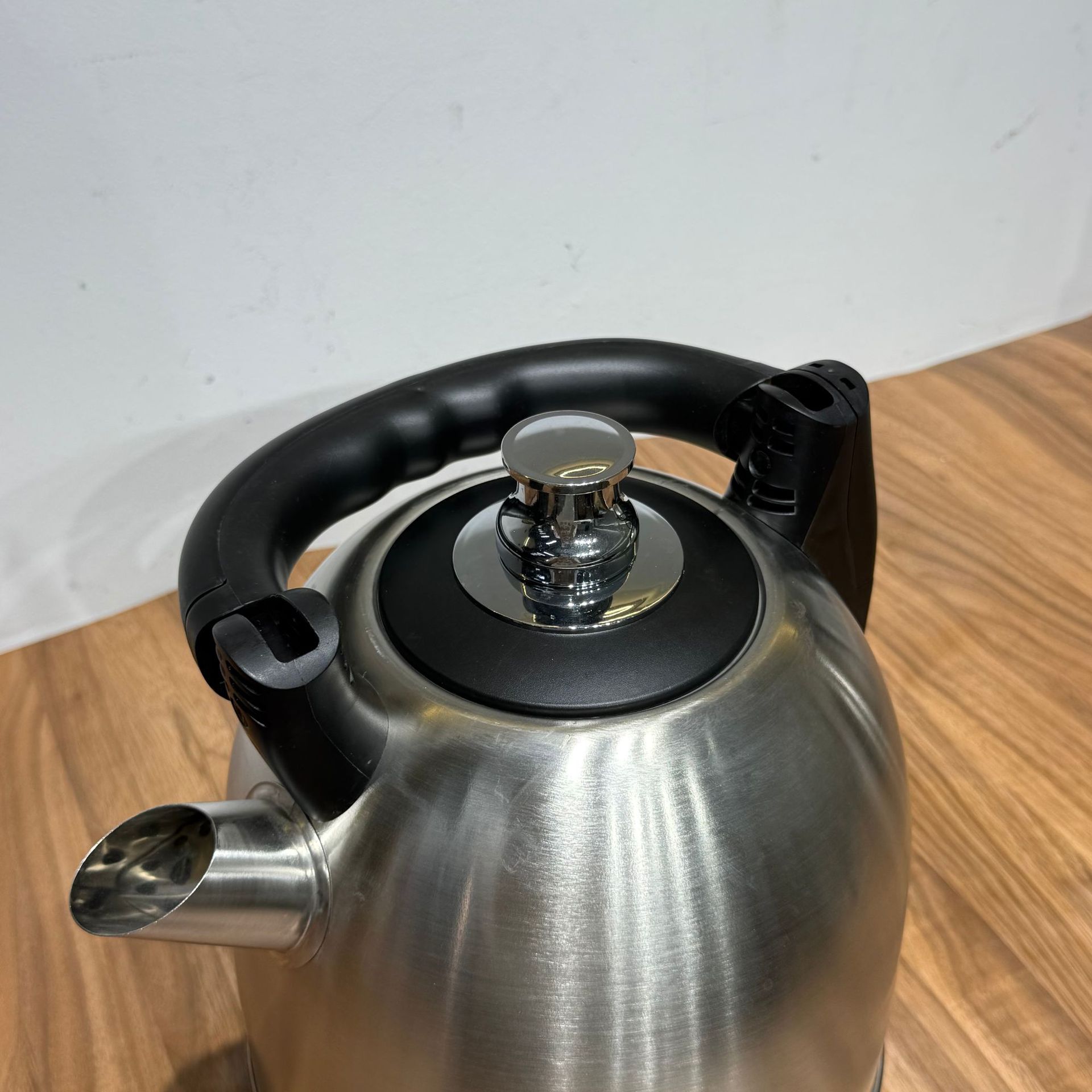 欧式无缝电热水壶1.5L烧水壶家用热水壶电热水壶烧水壶欧式无缝电热水壶电热水壶热水壶电热水壶烧水壶无缝电热水壶详情6