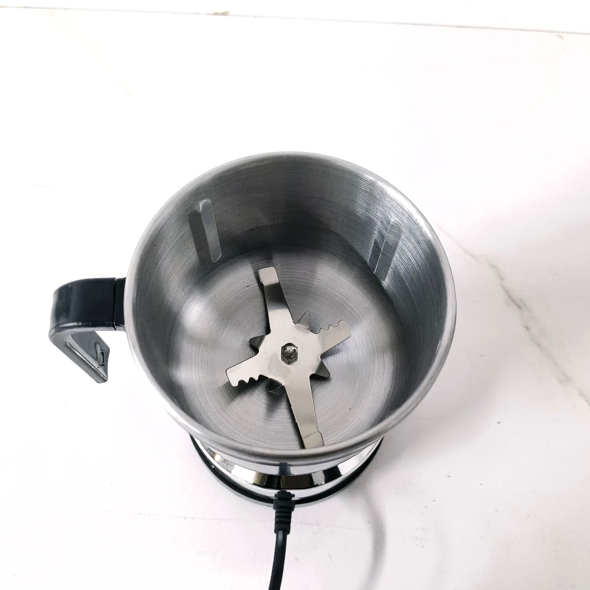 跨境4刀多功能便携带手柄家用研磨机电动研磨器药材粉碎机磨粉机详情13