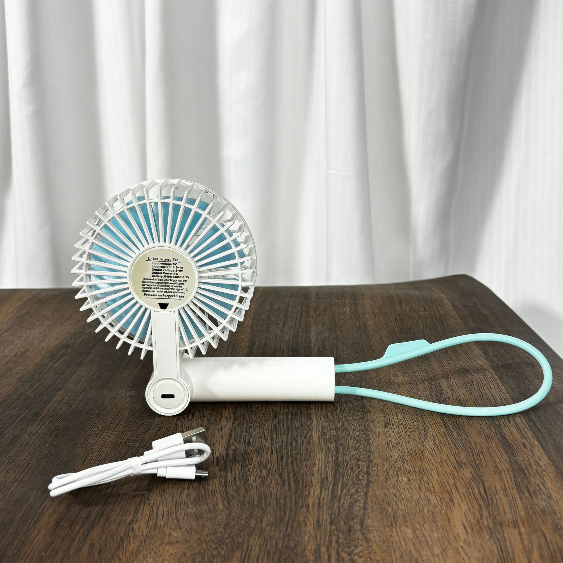 Fan 跨境外贸新款折叠小风扇 usb充电桌面挂脖迷你手持风扇详情6