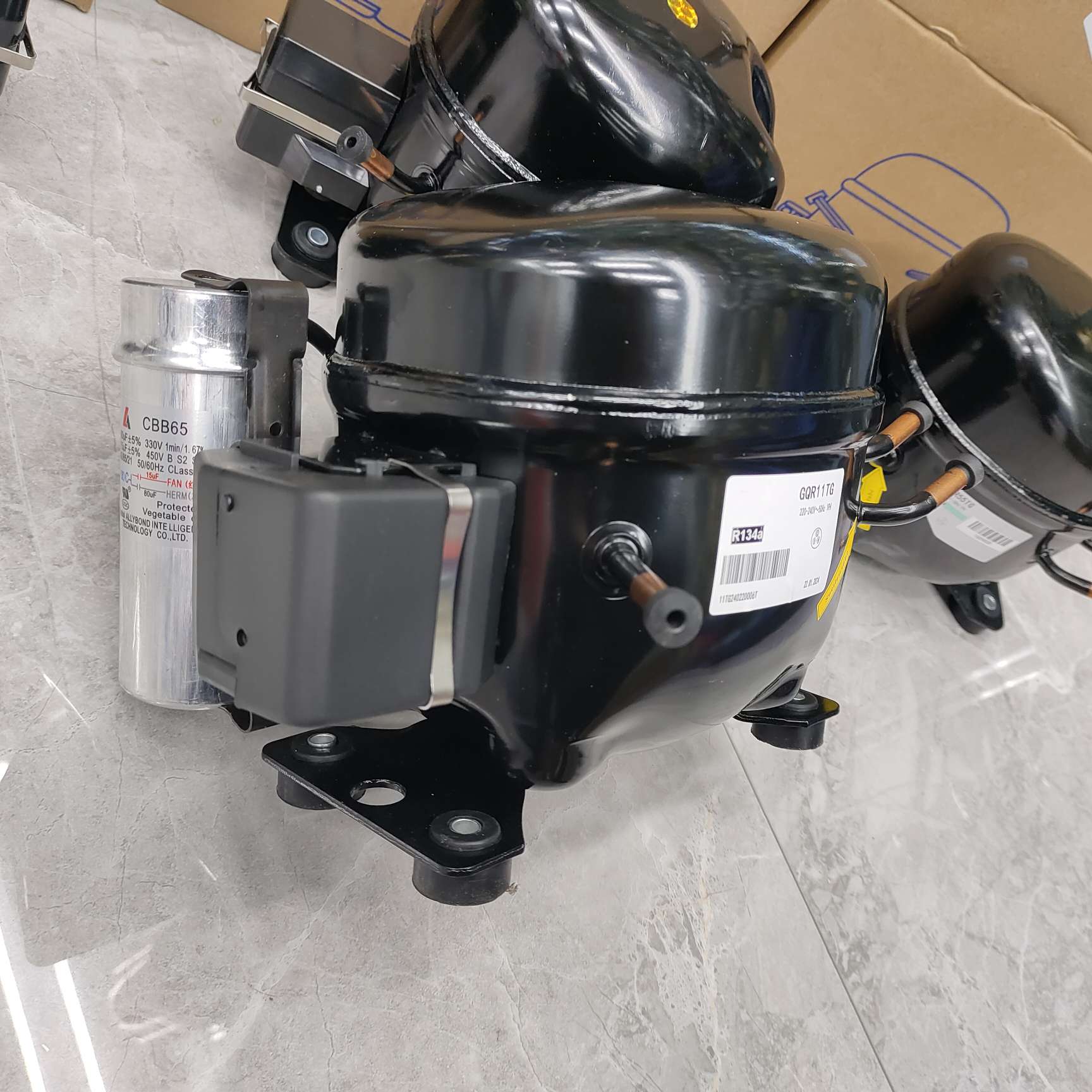 全新低温冰箱冰柜压缩机R404a制冷剂R134A空调压缩机GQR111GT详情2