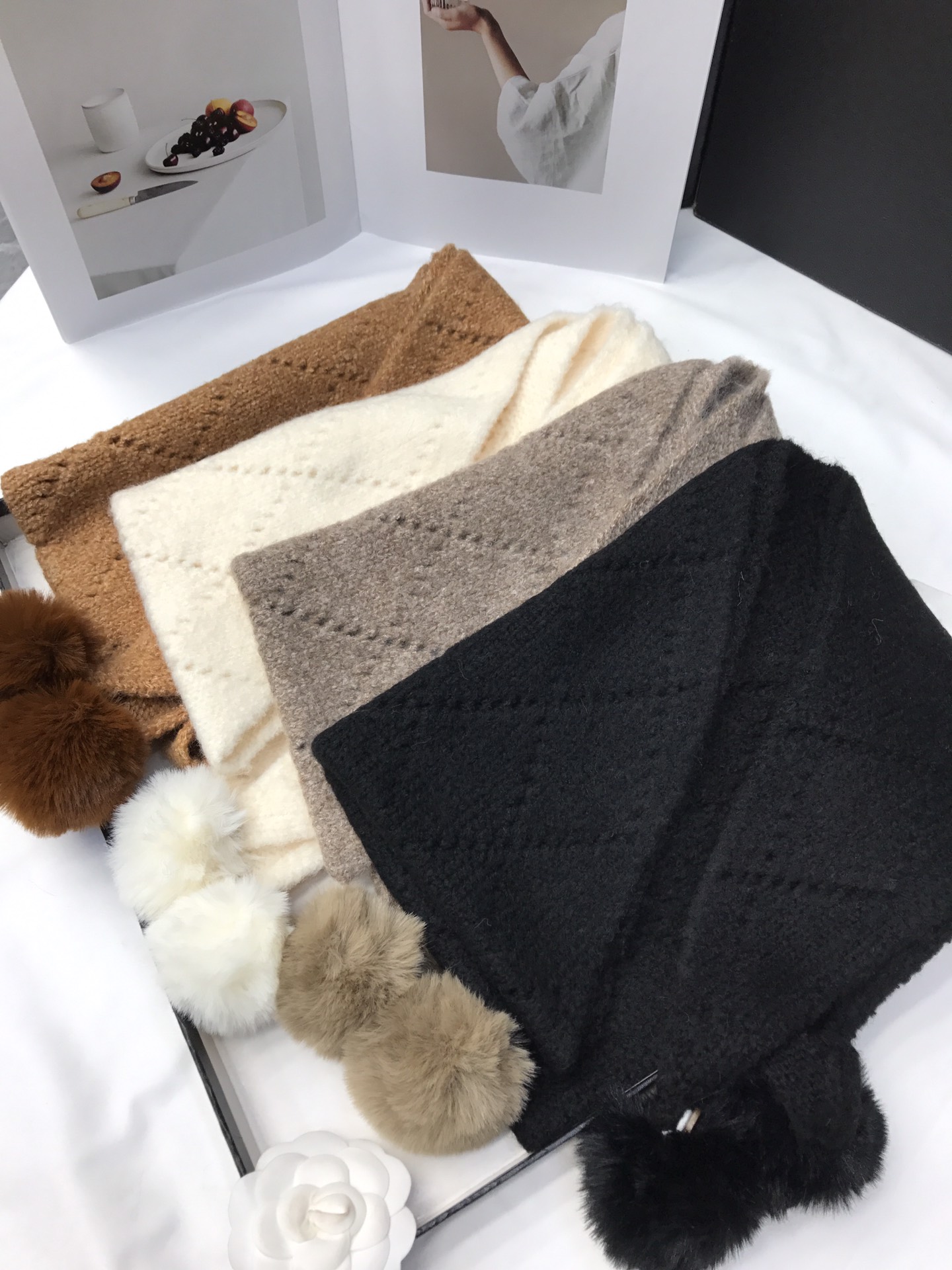 New cross-border wholesale e-commerce live streaming, available button hanging balls, triangular towels, pom-poms, detachable, supply chain pic 9