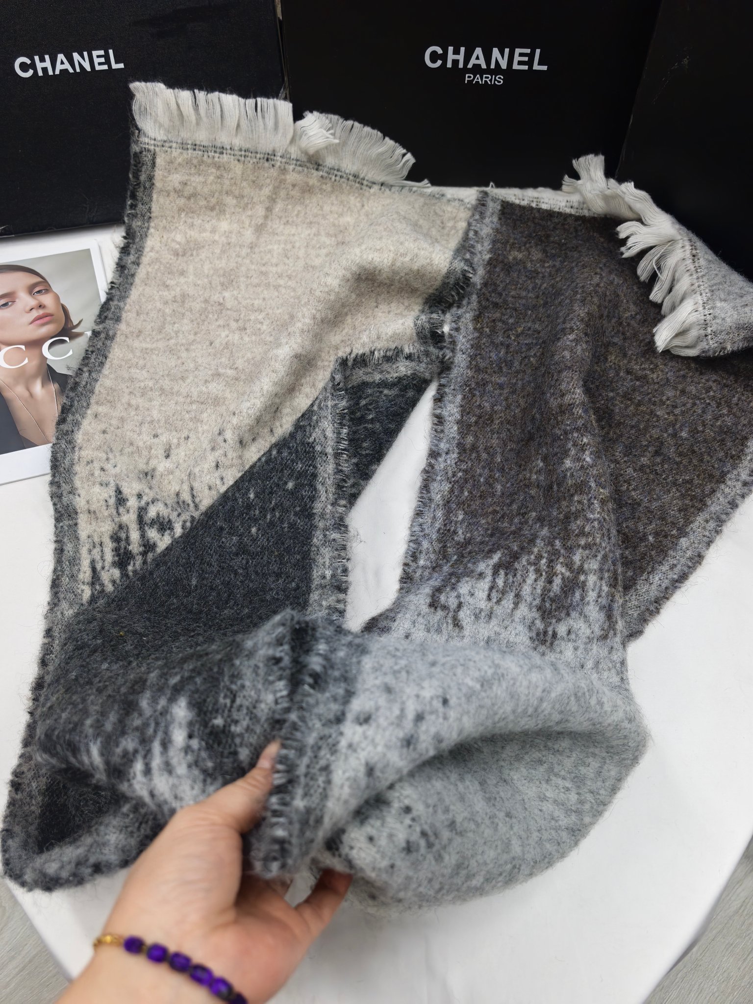 New cross-border wholesale scarf e-commerce live-streaming supplier supplies wool magic ring gradient meteor shower pic 3