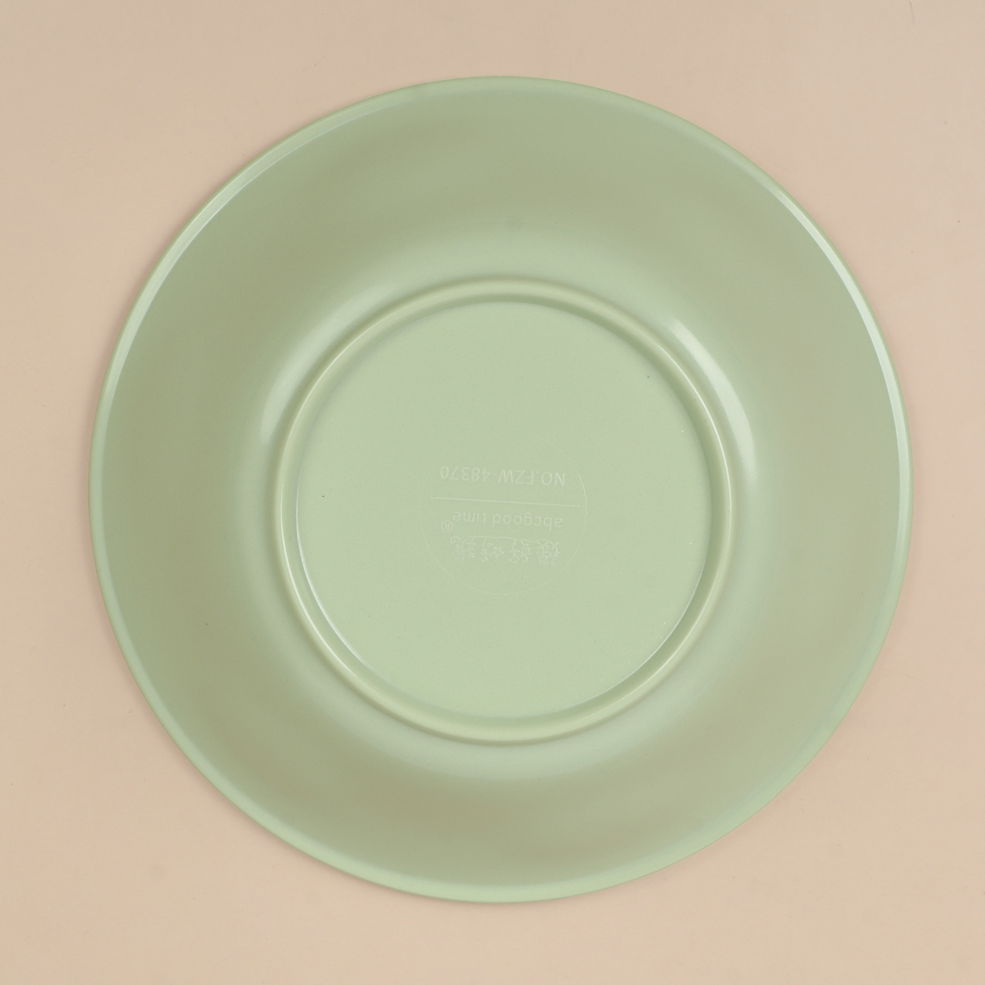 A 18-piece set of cute green Japanese-style hand-painted ceramic bowls and plates pic 6