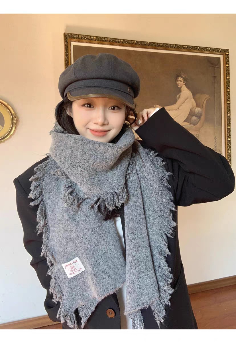 New in-stock cross-border wholesale e-commerce live-streaming supply chain dynamic tassel caterpillar long scarves are available pic 9