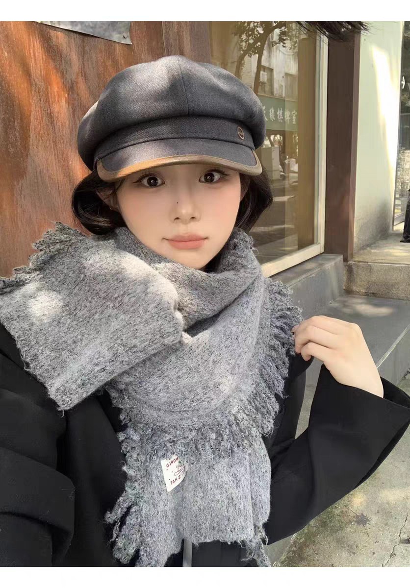 New in-stock cross-border wholesale e-commerce live-streaming supply chain dynamic tassel caterpillar long scarves are available pic 7