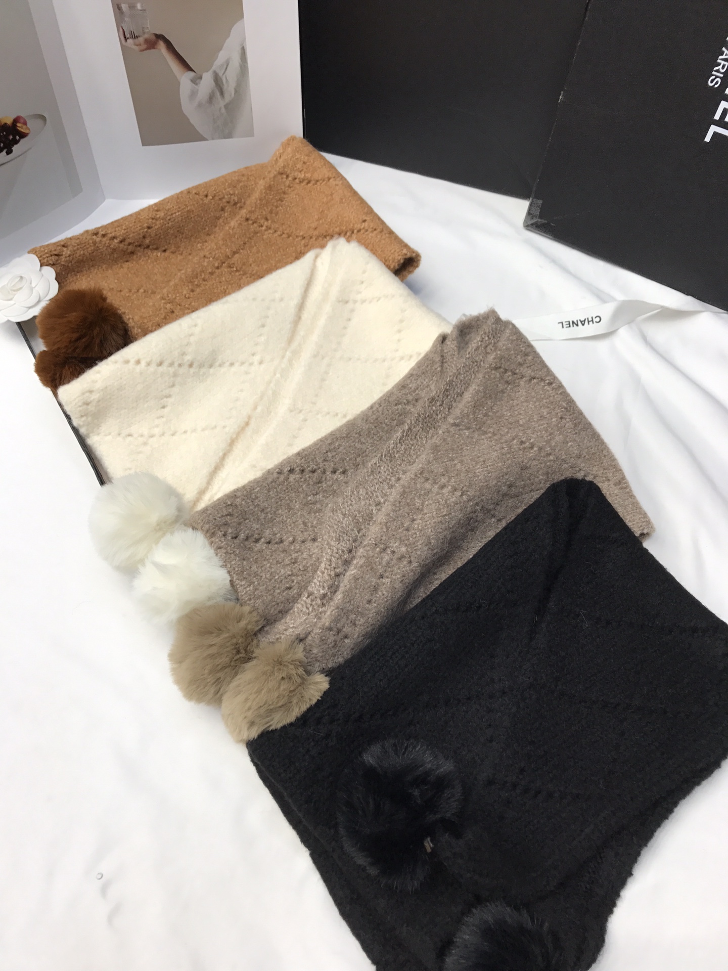 New cross-border wholesale e-commerce live streaming, available button hanging balls, triangular towels, pom-poms, detachable, supply chain pic 12
