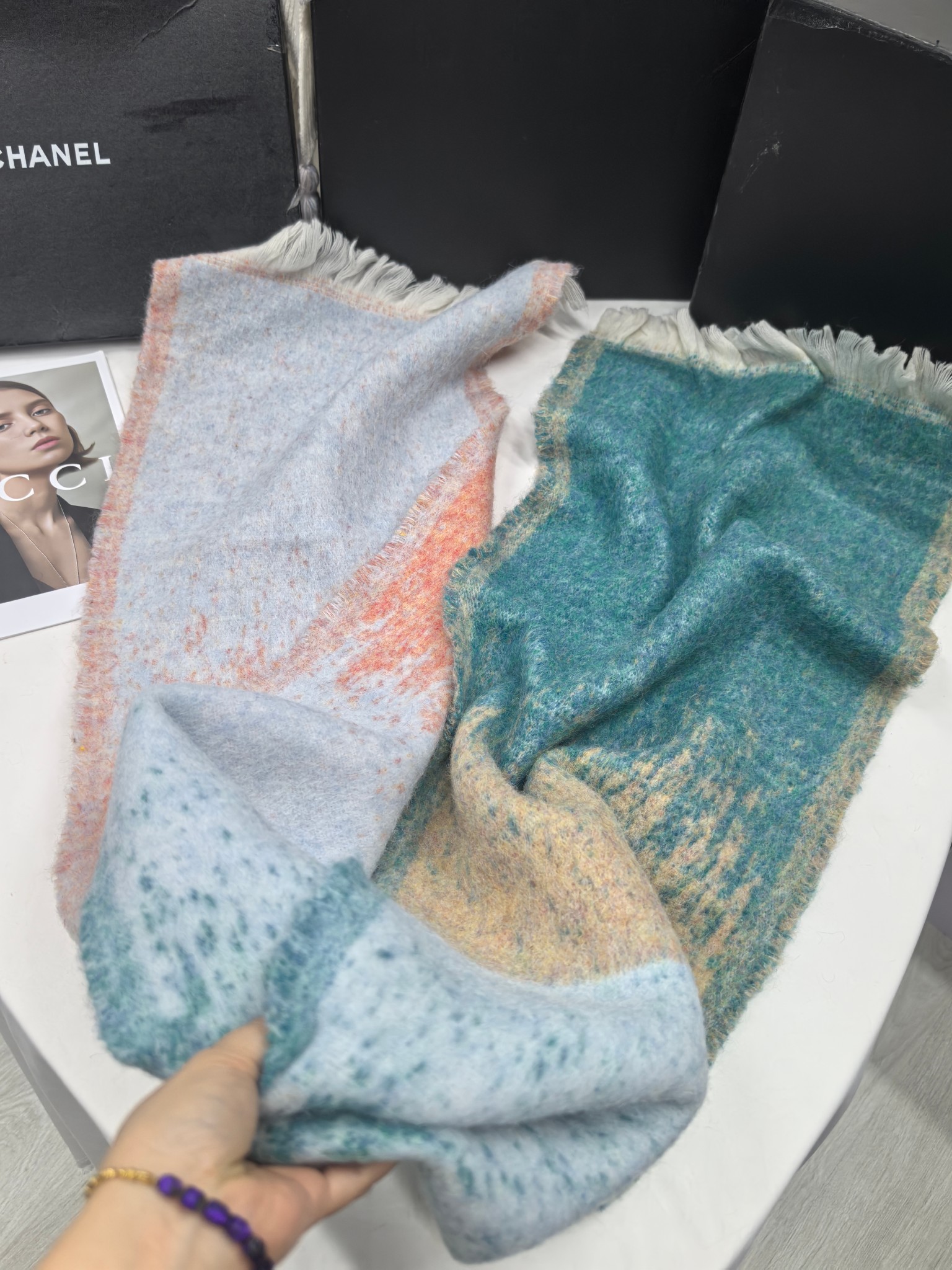 New cross-border wholesale scarf e-commerce live-streaming supplier supplies wool magic ring gradient meteor shower pic 4