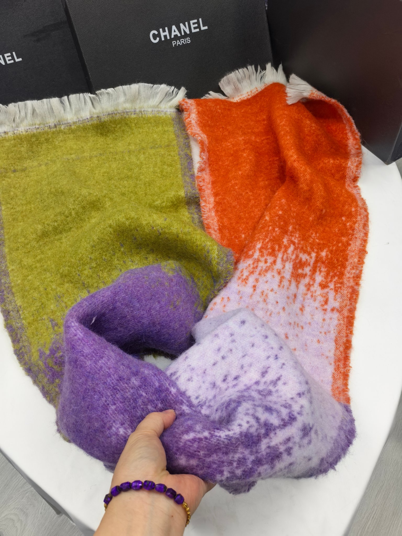 New cross-border wholesale scarf e-commerce live-streaming supplier supplies wool magic ring gradient meteor shower pic 2