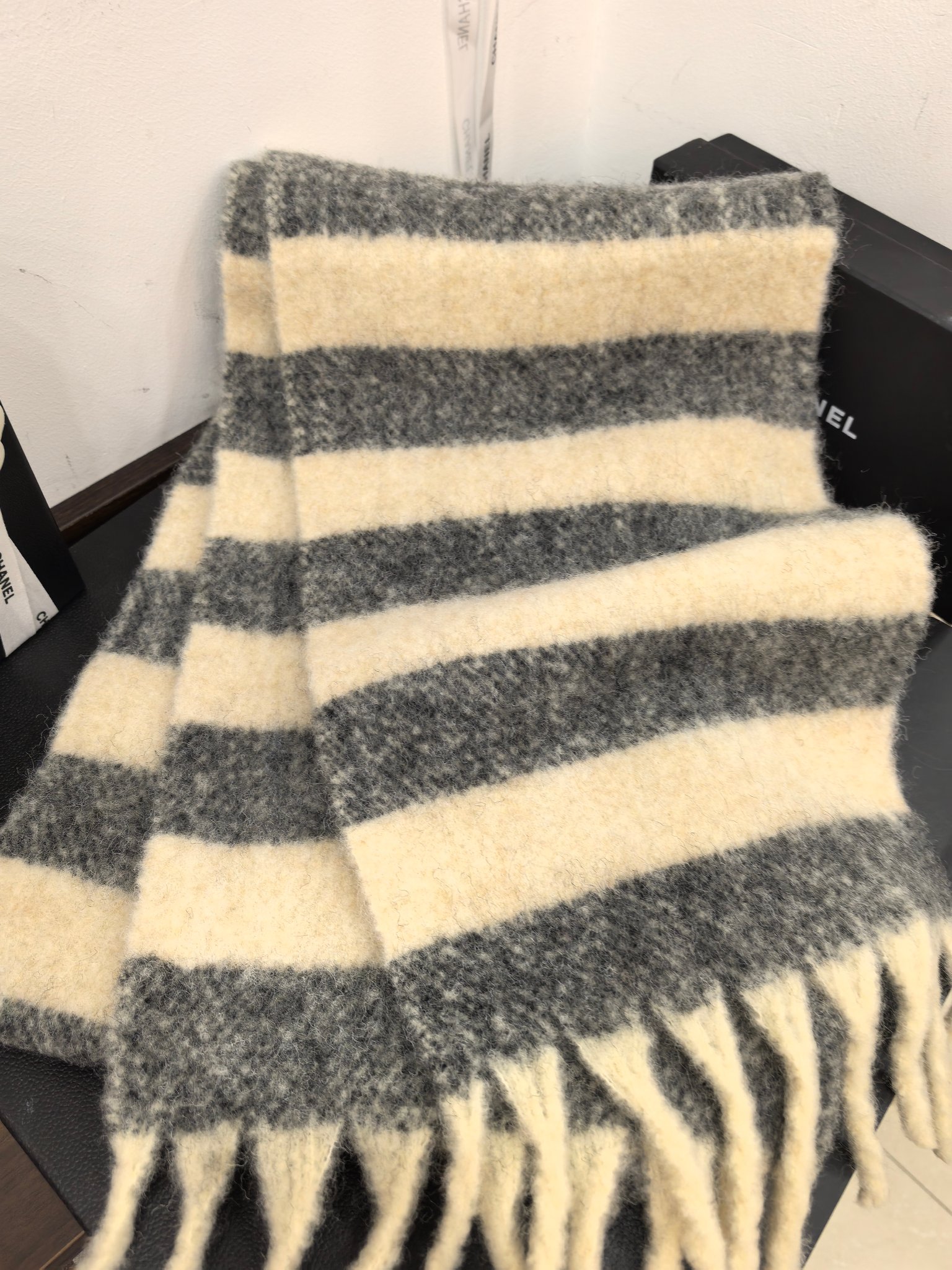 Wholesale of export scarves, e-commerce live streaming supply chain, new style in stock, vintage wool thick beard pic 7