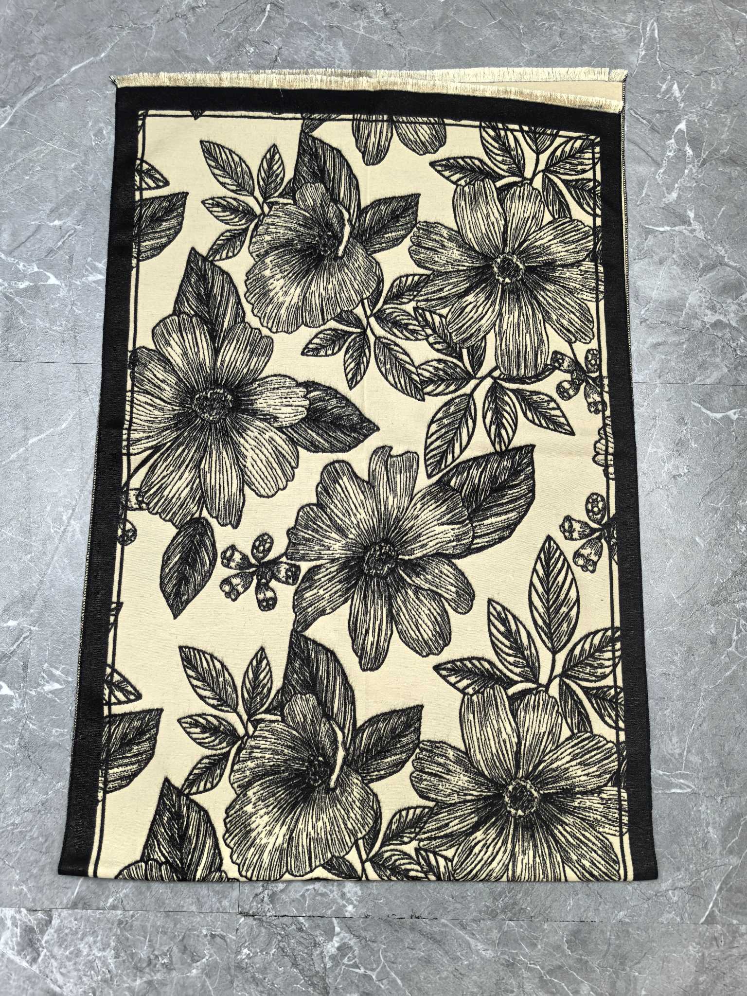 Wholesale of new high-speed jacquard large flower cross-border scarves, e-commerce live streaming supply chain pic 7