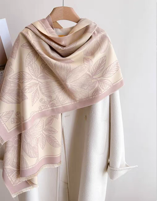 Wholesale of new high-speed jacquard large flower cross-border scarves, e-commerce live streaming supply chain pic 5