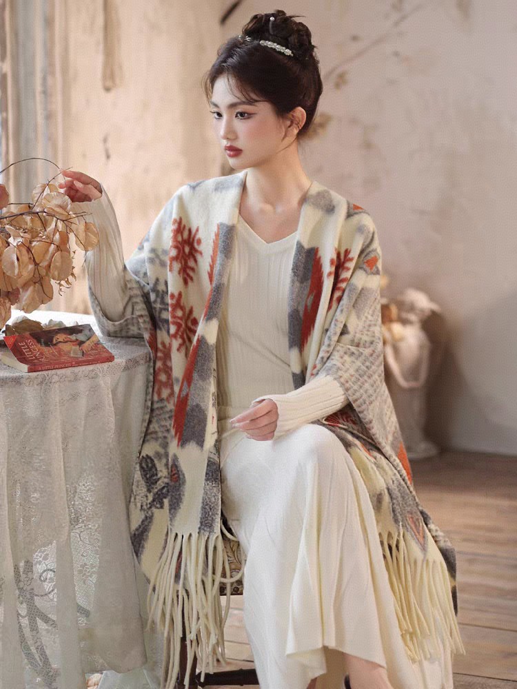 Cross-border scarf wholesale e-commerce live streaming supply chain supply diamond-shaped patterned snowflake anti-cashmere split shawls pic 5