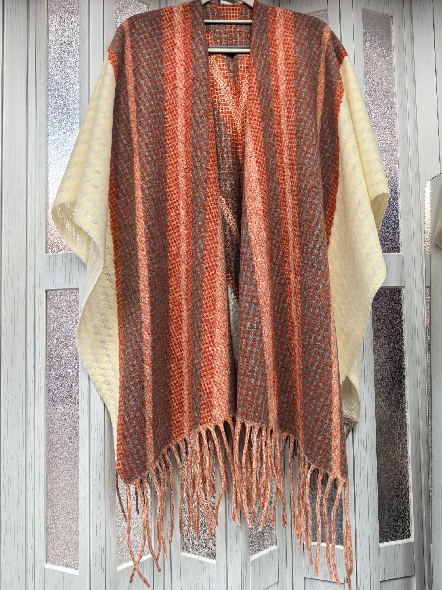 Cross-border scarf wholesale e-commerce live-streaming supply chain, ethnic style geometric vertical stripe imitation cashmere split shawls pic 1