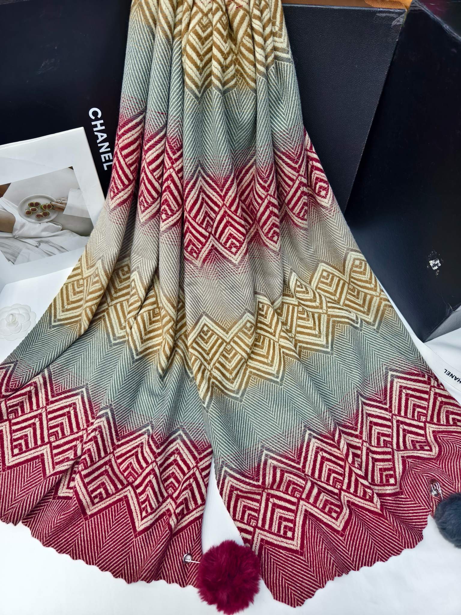 Cross-border scarf wholesale e-commerce live-streaming supply chain, new jacquard ruyi herringbone tassels and pom-poms pic 6