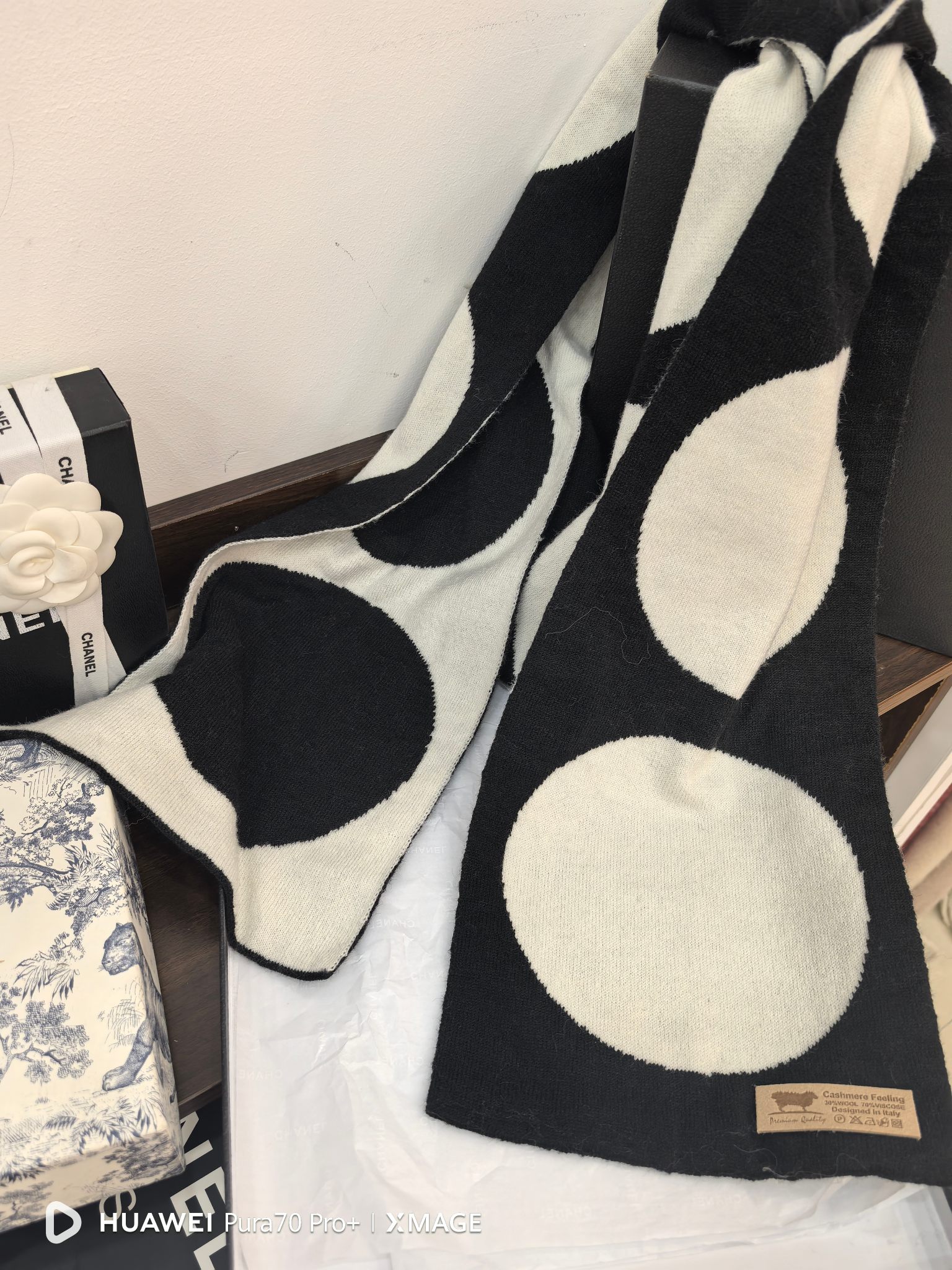 Wholesale of export scarves, e-commerce live streaming, new in stock, wool blend, large polka dot supply chain pic 12