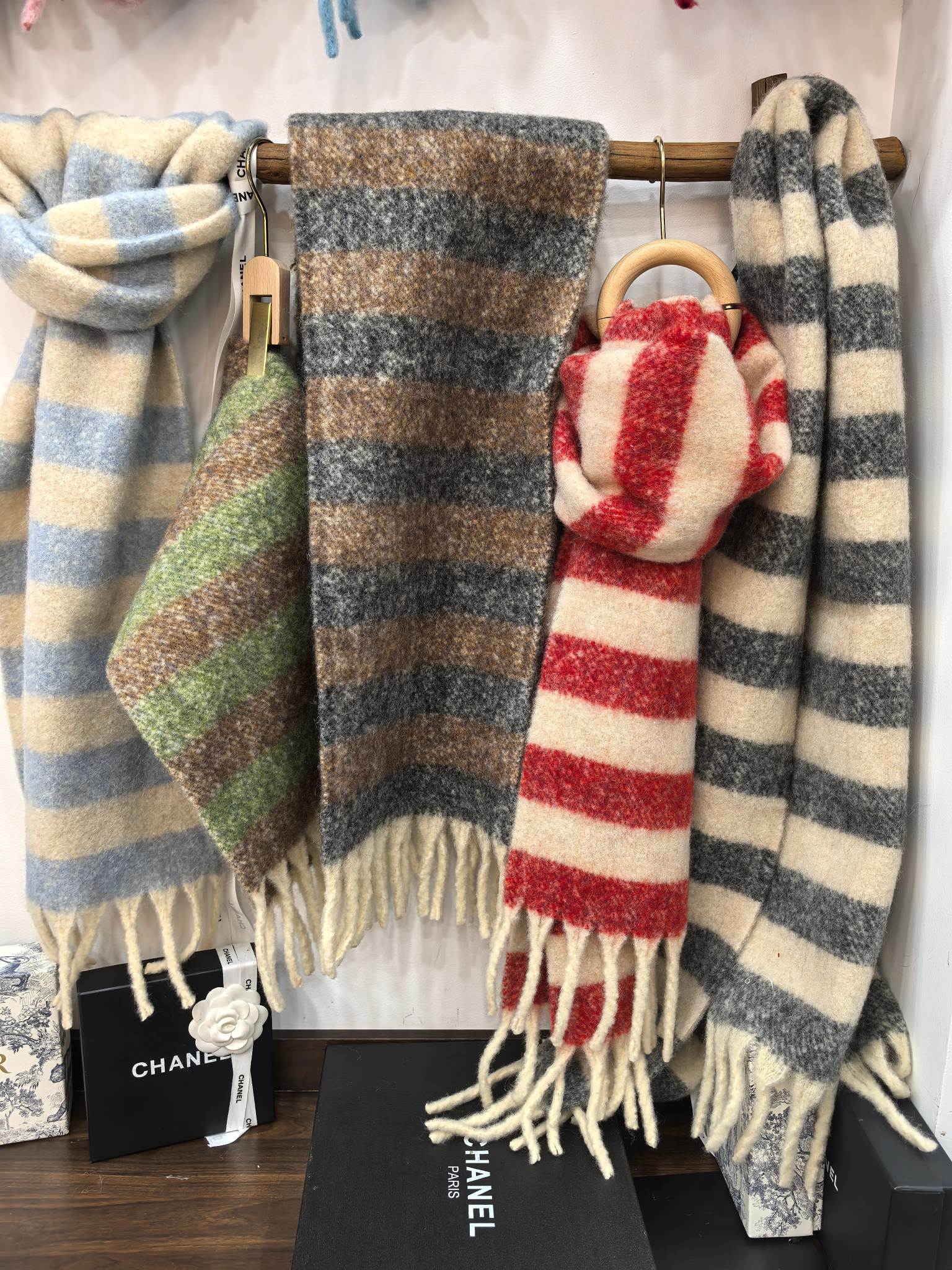 Wholesale of export scarves, e-commerce live streaming supply chain, new style in stock, vintage wool thick beard pic 4