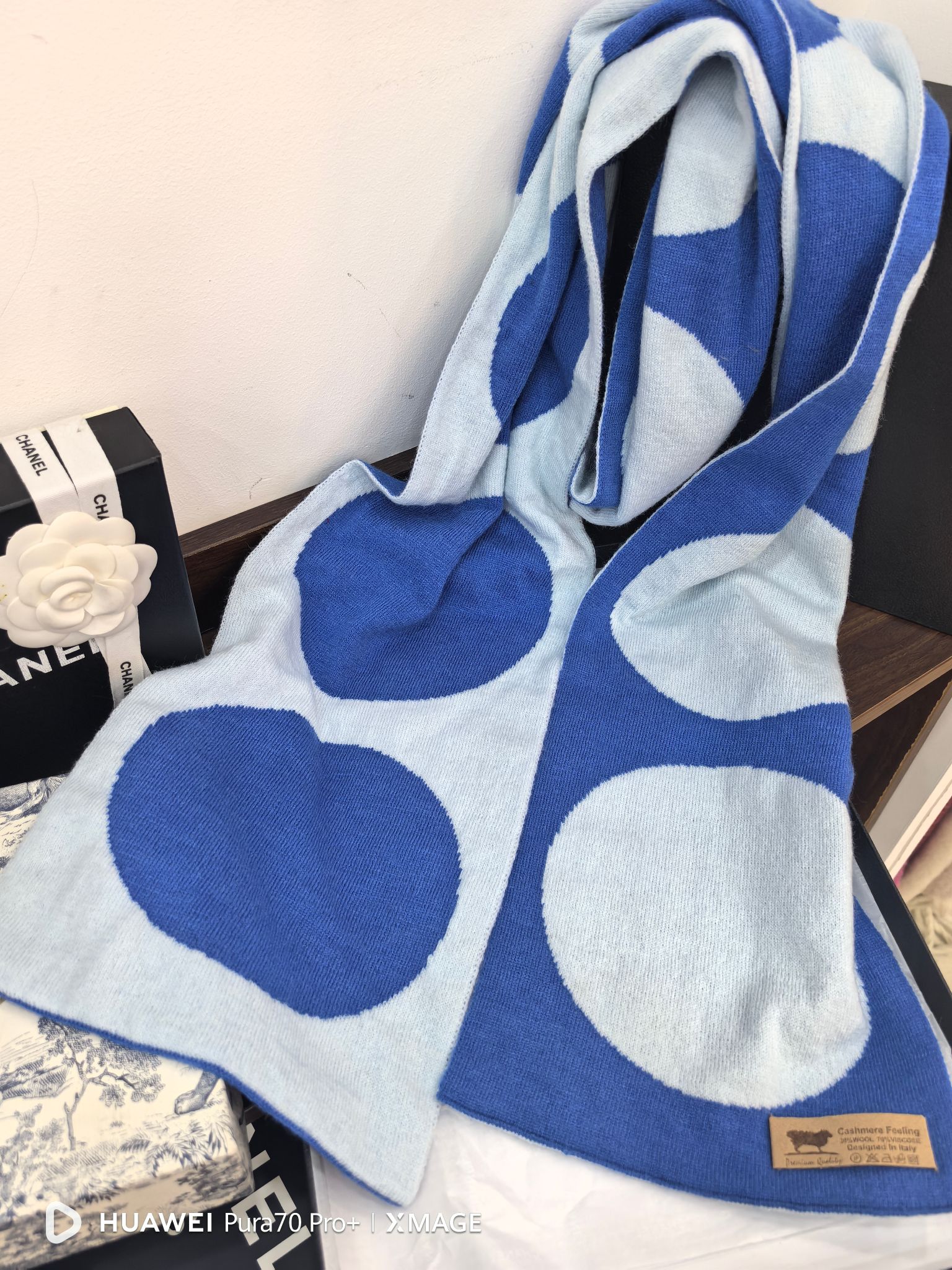Wholesale of export scarves, e-commerce live streaming, new in stock, wool blend, large polka dot supply chain pic 8