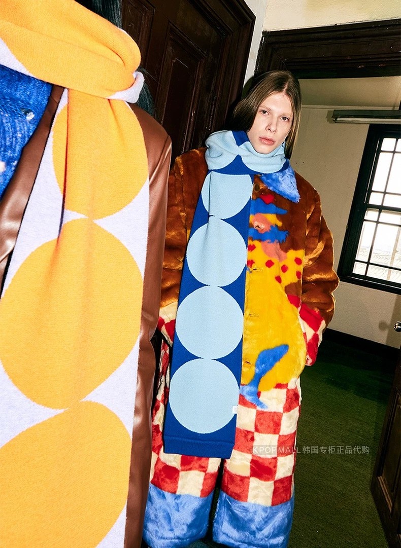 Wholesale of export scarves, e-commerce live streaming, new in stock, wool blend, large polka dot supply chain pic 4
