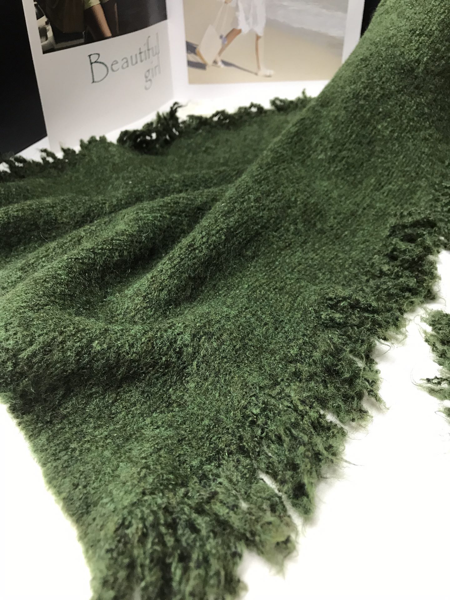 New cross-border scarf wholesale in stock, e-commerce live streaming, dynamic tassel long scarf supply chain supply pic 6
