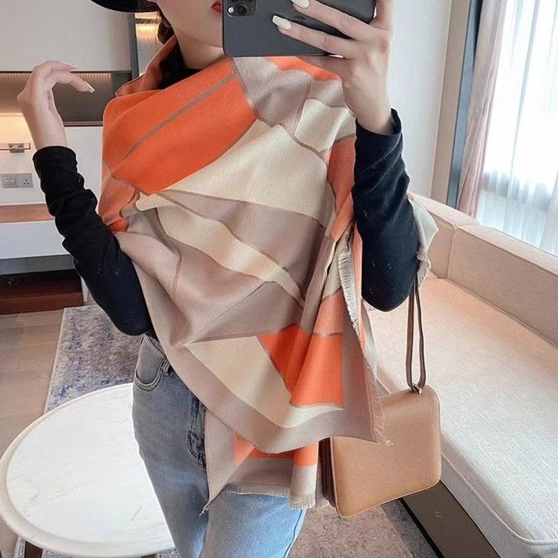 Wholesale of scarves, e-commerce live streaming, supply chain, online style, high-quality high-speed jacquard series, geometric triangle pic 3