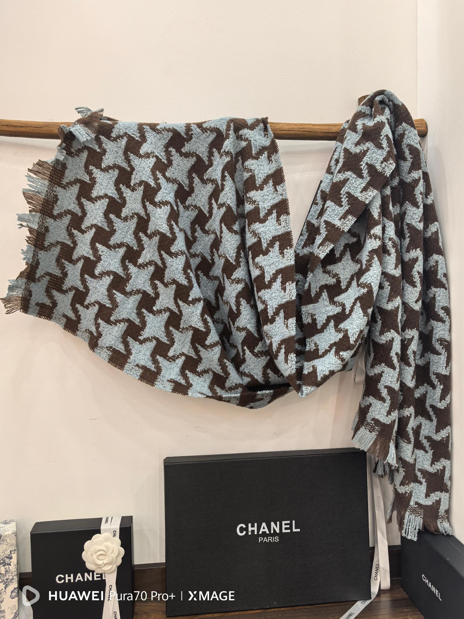 Wholesale of cross-border scarves in stock, e-commerce live streaming, supply chain, classic airplane windmill pattern, thousand bird pattern pic 1