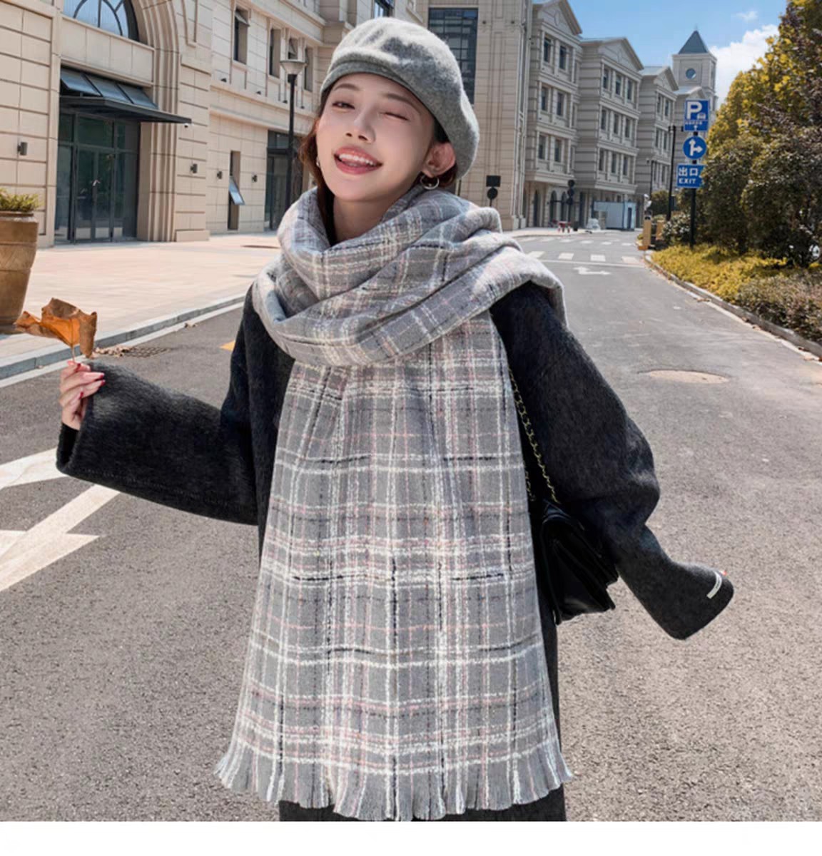 Cross-border scarf wholesale e-commerce live streaming supply chain, Xiaoxiangfeng bright silk fine checkered pic 4