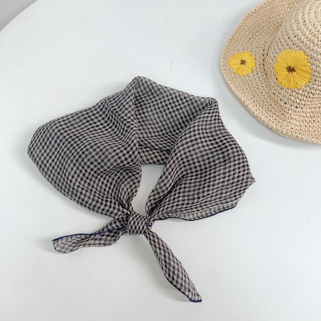 Wholesale of cross-border scarves in stock, Raindrop checkered small square scarves, e-commerce live streaming supply chain pic 2