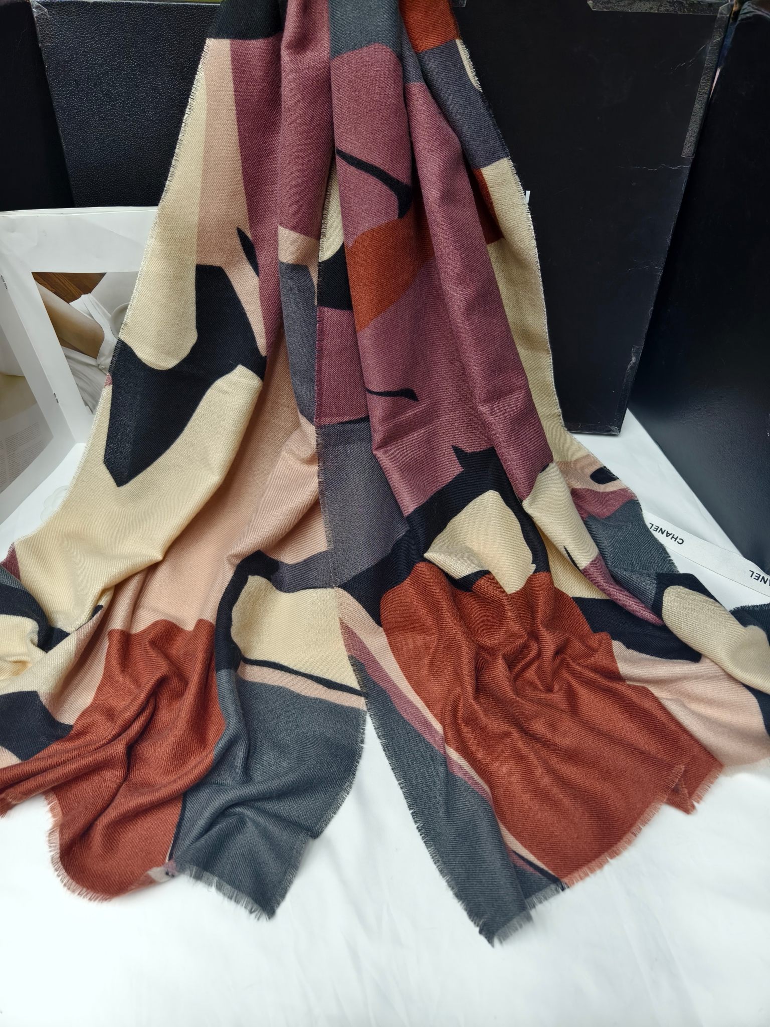 Wholesale export scarves, e-commerce live-streaming supply chain, imitation cashmere loose whiskers, printed graffiti, marble pattern supply pic 6