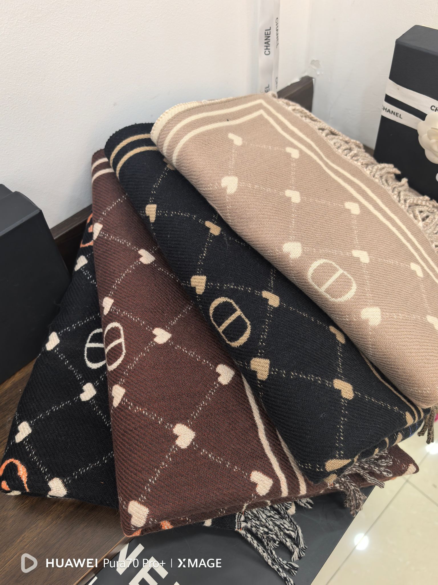 Cross-border scarf wholesale e-commerce live-streaming supply chain, 21 core yarn series of love pic 1