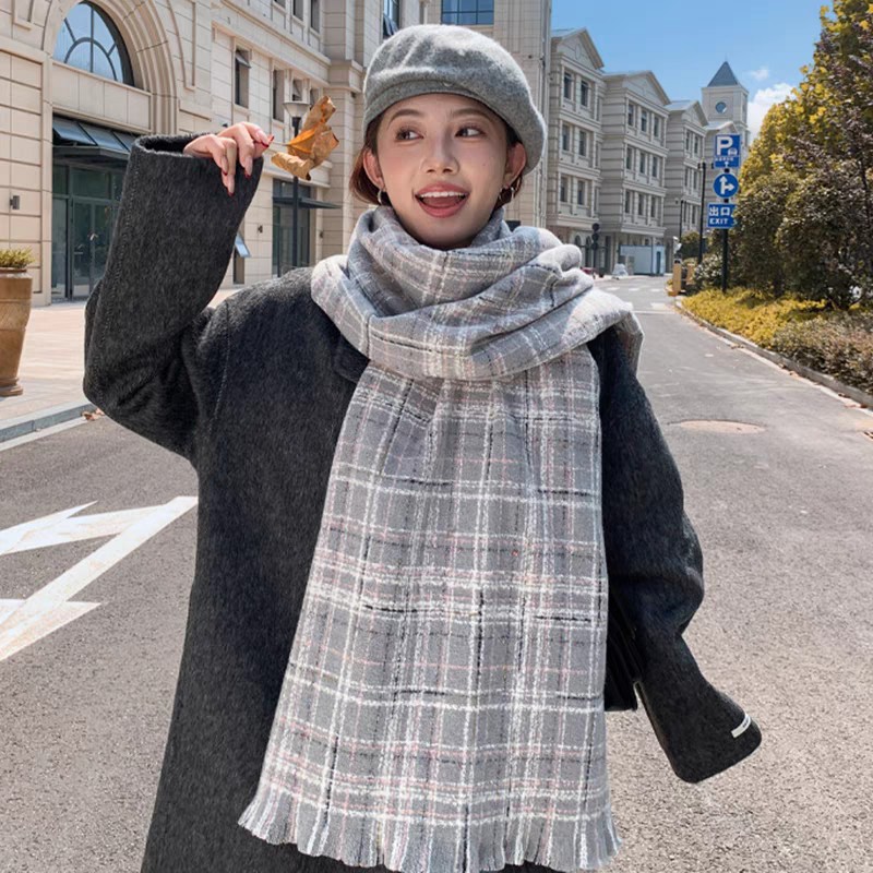 Cross-border scarf wholesale e-commerce live streaming supply chain, Xiaoxiangfeng bright silk fine checkered pic 5