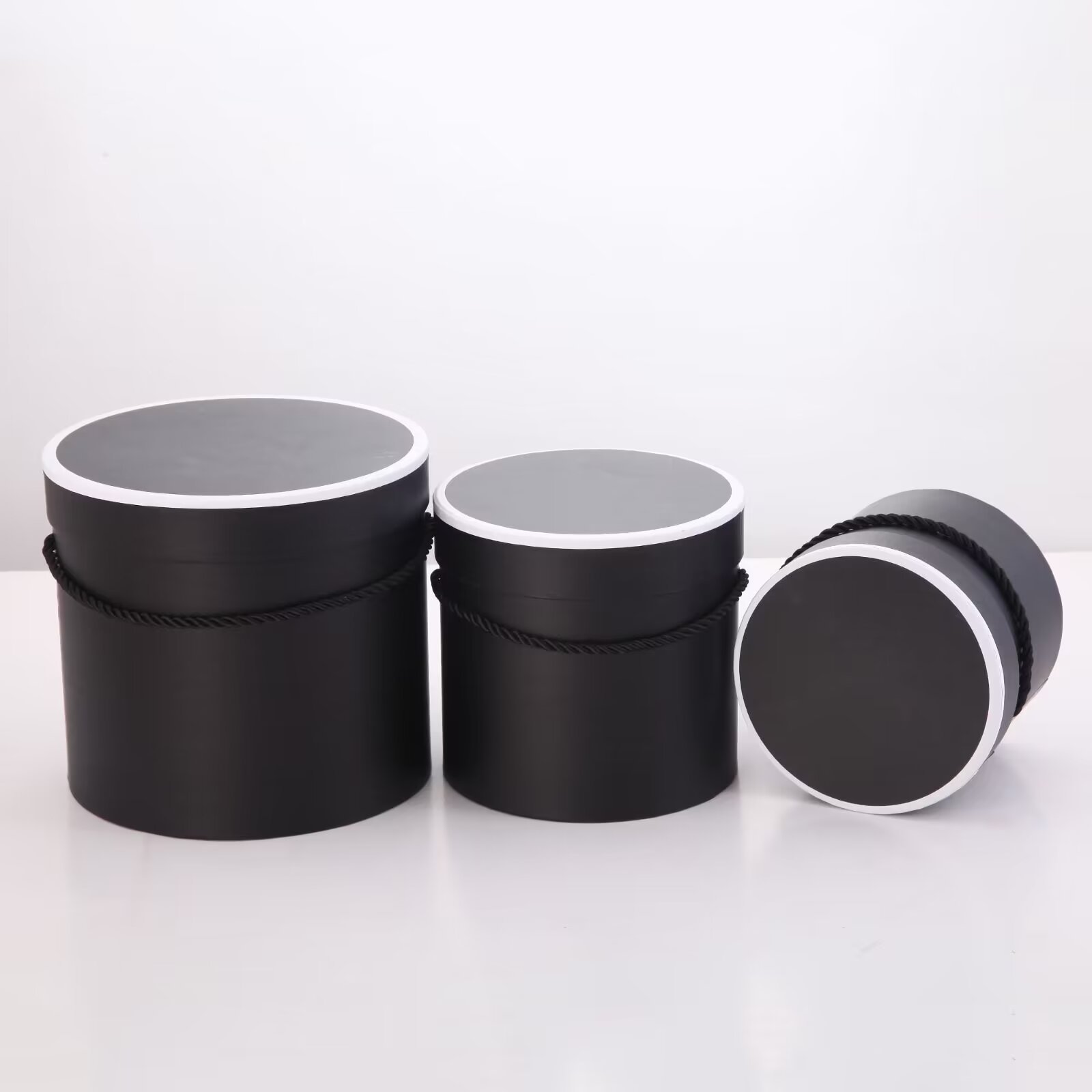 Solid color, simple Ins-style, hand-held round hug bucket, floral and fresh flower packaging gift box in stock wholesale pic 14