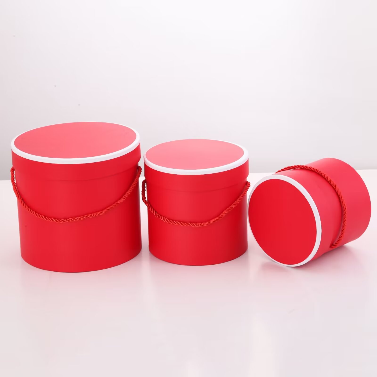 Solid color, simple Ins-style, hand-held round hug bucket, floral and fresh flower packaging gift box in stock wholesale pic 15