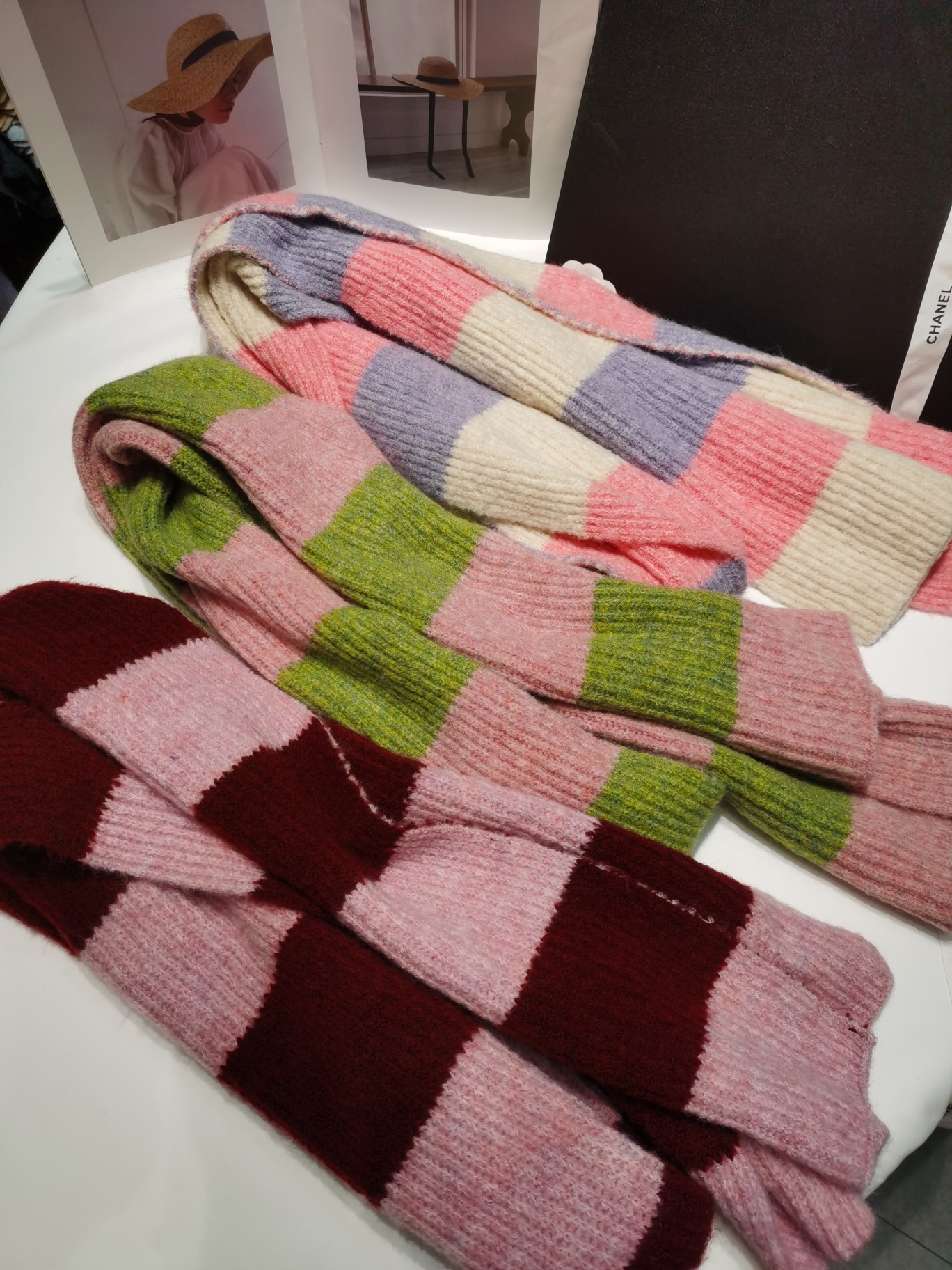 Cross-border scarf wholesale e-commerce live streaming supply chain supply dopamine glutinous rice fleece wool horizontal stripes pic 5