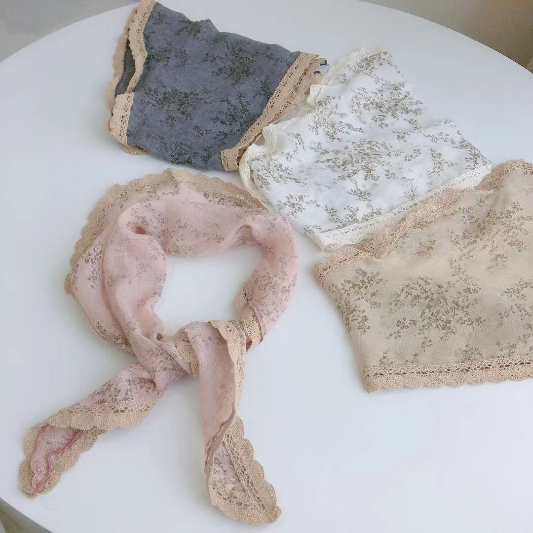 The export Japanese and Korean style triangular scarves are very elegant and fresh. The lace is all made of cotton and linen pic 9