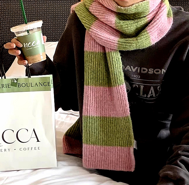 Cross-border scarf wholesale e-commerce live streaming supply chain supply dopamine glutinous rice fleece wool horizontal stripes pic 4