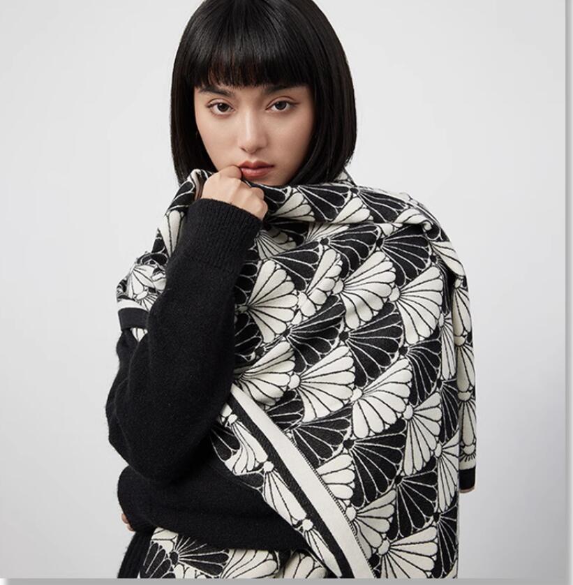 27 High-speed jacquard series Ginkgo leaf e-commerce live streaming supply chain cross-border scarf wholesale supply pic 1