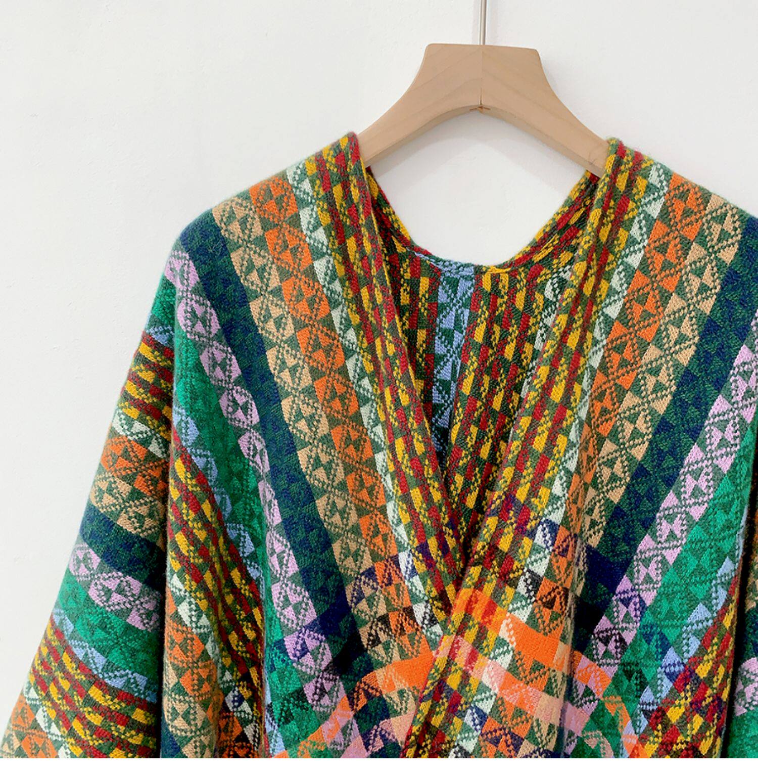 Wholesale of scarves, e-commerce live streaming, supply chain, new style shawls, ethnic style shawls pic 10