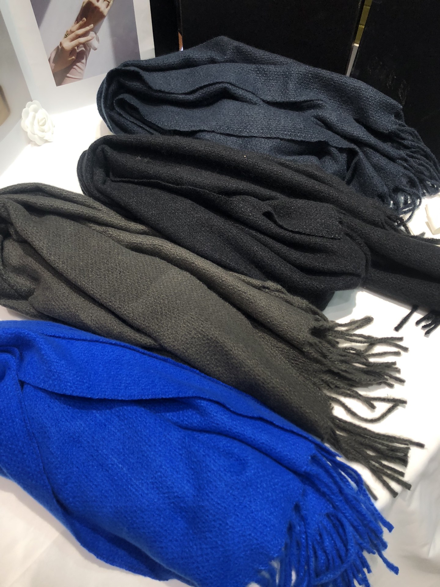 Cross-border scarf wholesale e-commerce live streaming supply chain supply 39 monochrome series, plain Oreo pic 6