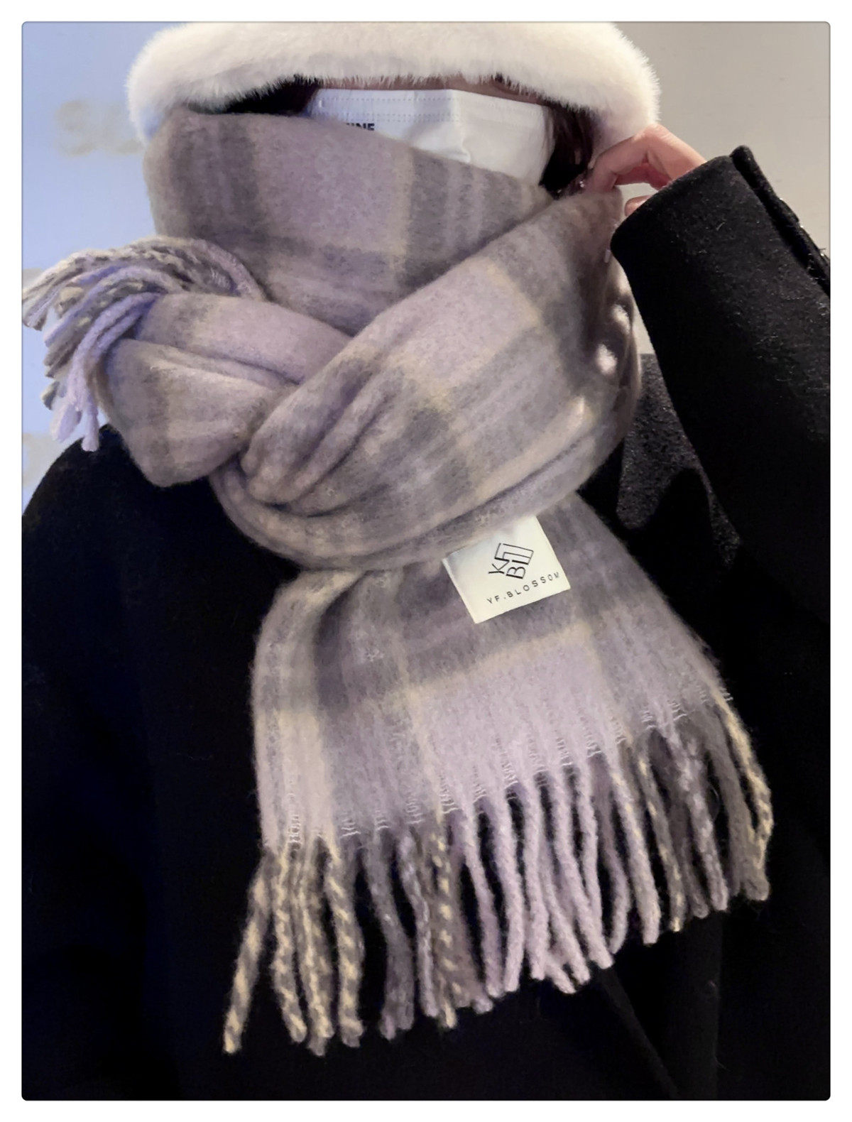 The 2024 new Maillard high-end checkered scarf for women, a Korean-style shawl for both winter and spring and autumn, is thick and warm pic 41