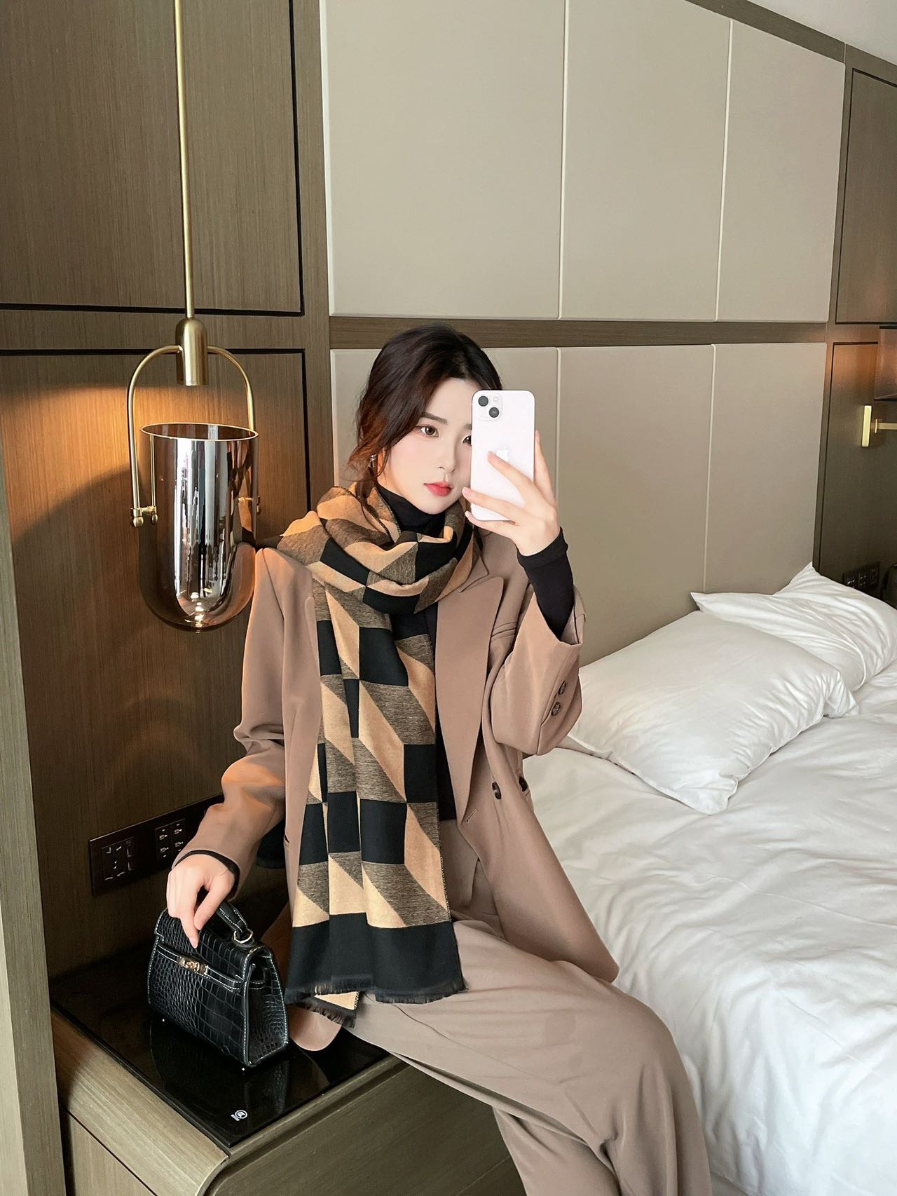 Cross-border scarf wholesale e-commerce supply 37 Fashion Jacquard series three-dimensional checkered scarves pic 1
