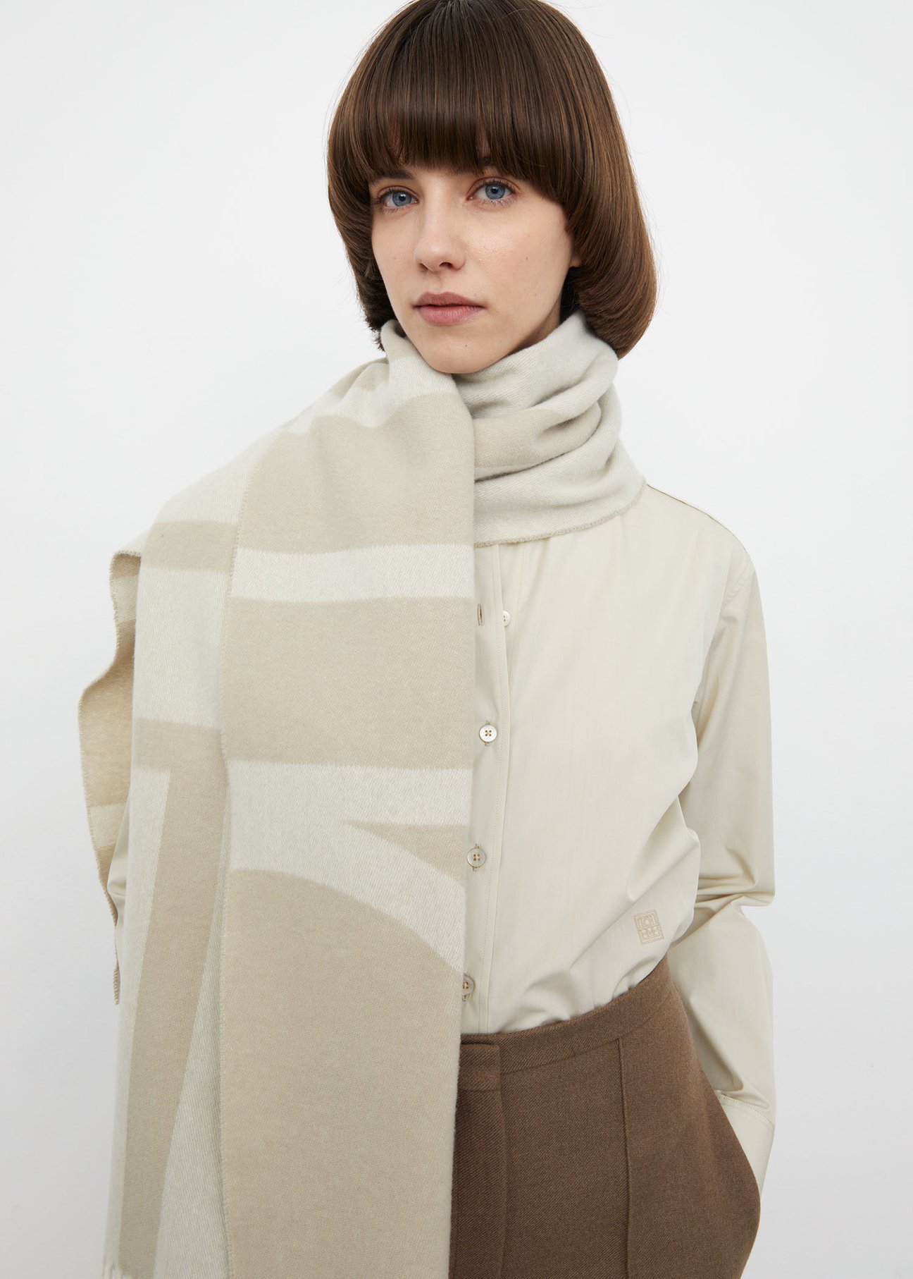 Cross-border scarf wholesale e-commerce live-streaming supply chain supply of new double-sided cashmere scarves pic 2