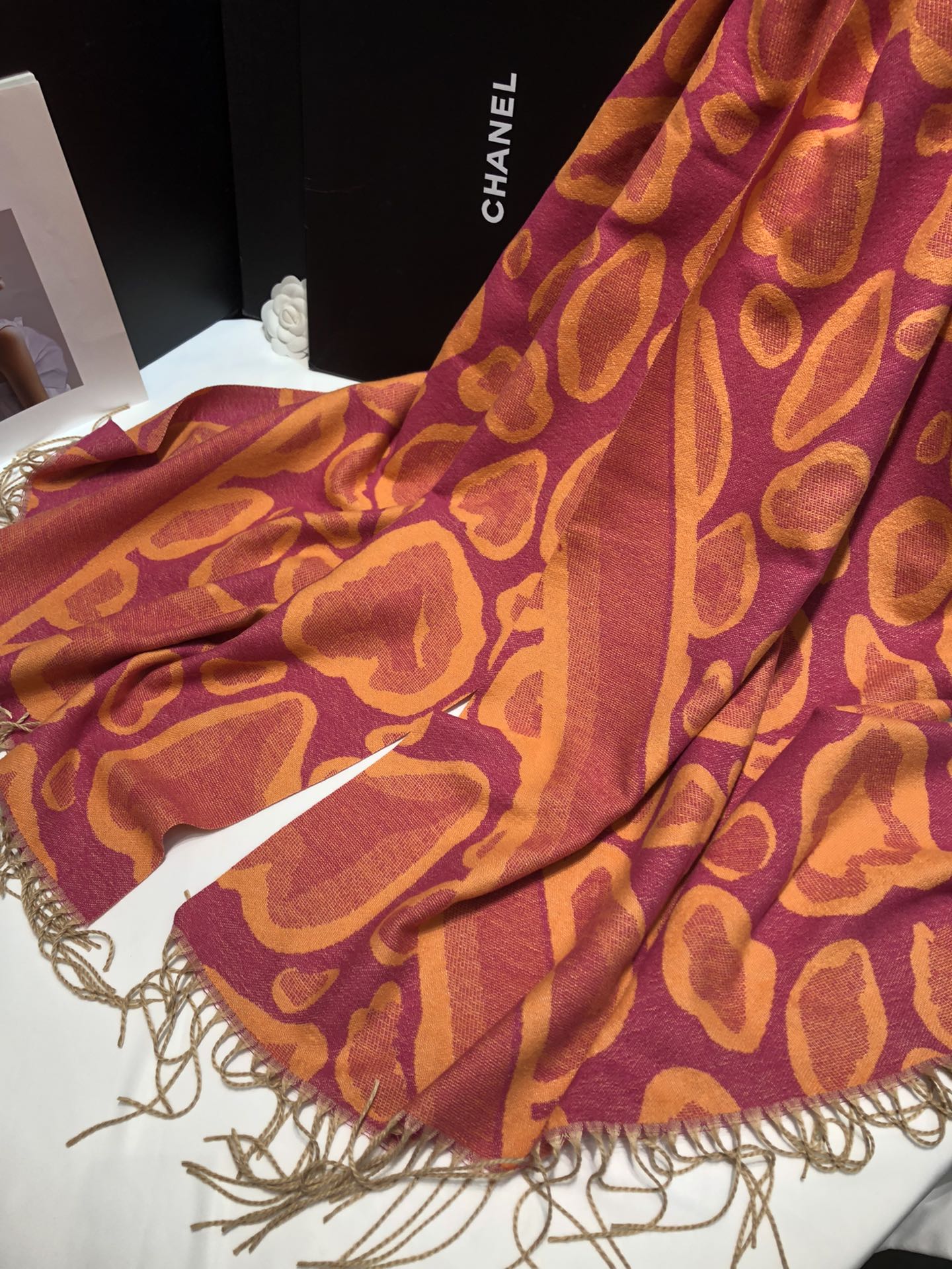 Cross-border scarf wholesale e-commerce live streaming supply chain new order style 65 jacquard series large leopard print pic 9