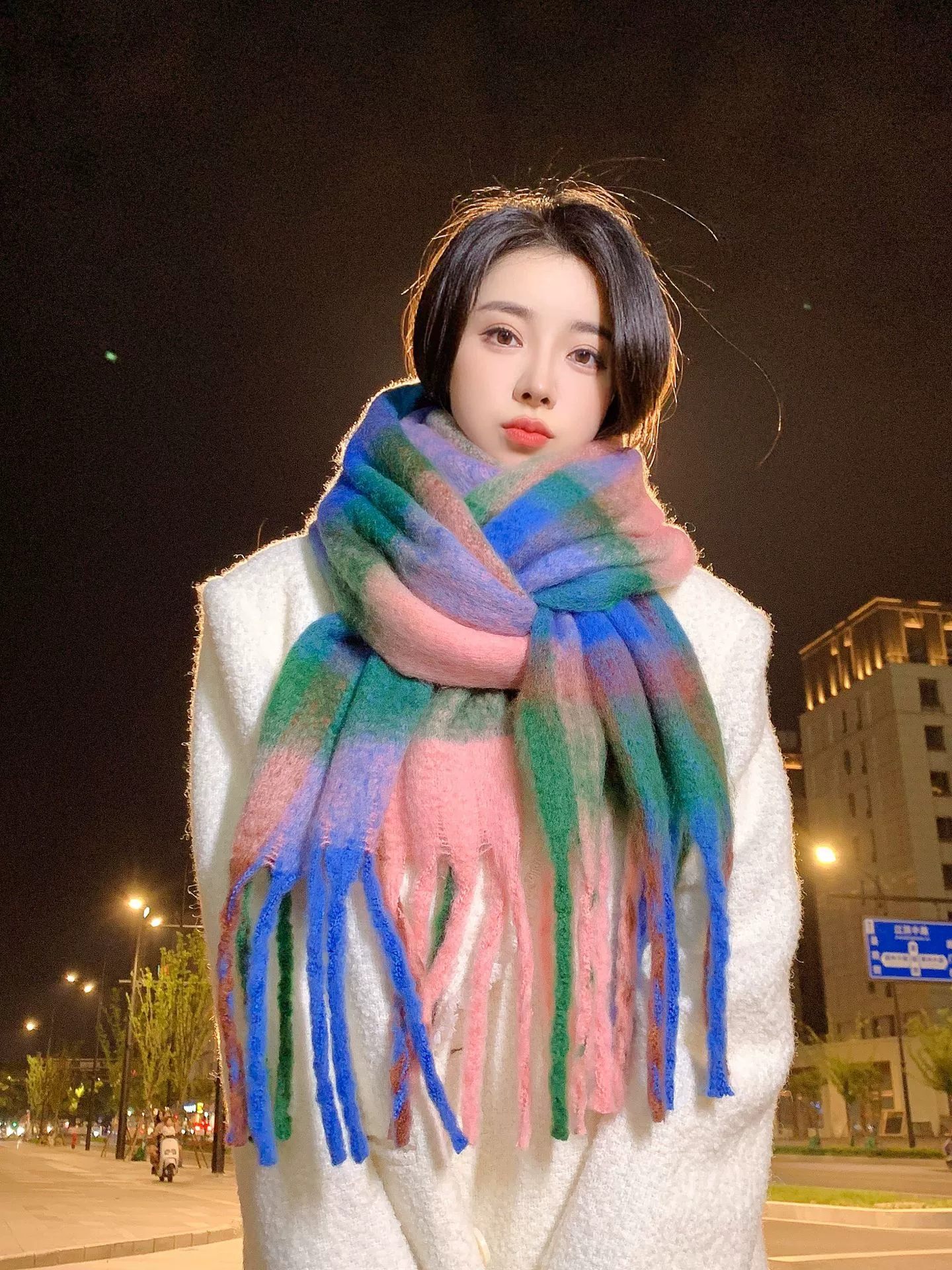 Cross-border scarf wholesale e-commerce live-streaming supply chain supply of thick fluorescent checkered scarves pic 2