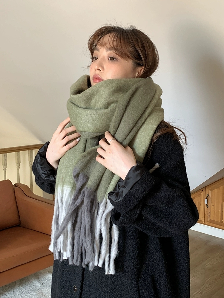 Cross-border scarf wholesale e-commerce live-streaming supply chain, cotton candy series left and right double-layered thick whiskers pic 2