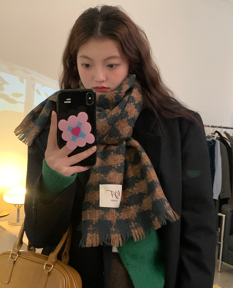 Cross-border scarf wholesale e-commerce supply 39-check series Dolag Chanel-style scarves pic 2